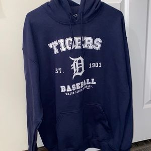 brand new, detroit tigers hoodie